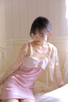 学长含着她的乳奶揉搓揉捏小说